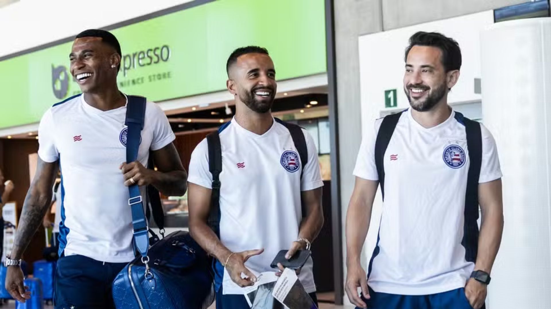 Rogério Ceni defende Jean Lucas e destaca importância do meio-campista no Bahia