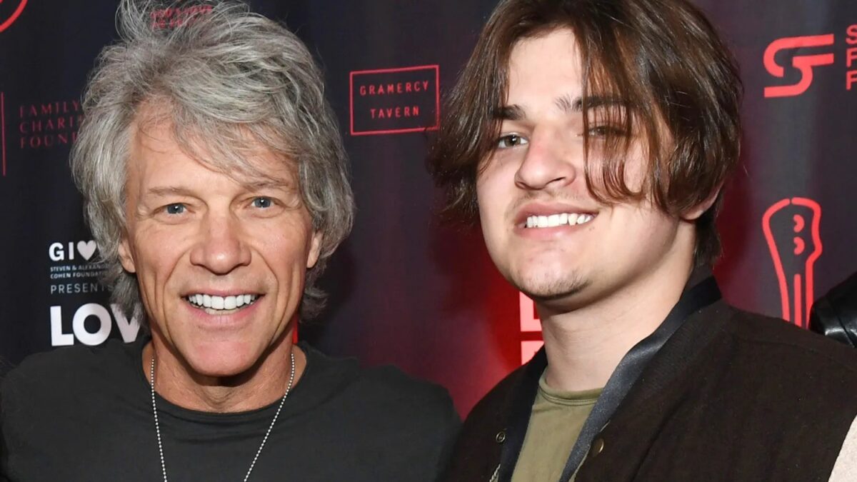 Romeo Bongiovi, filho de Jon Bon Jovi, fala sobre sua carreira musical e desafios.