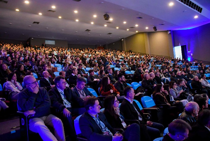 SBSS 2026 inicia com debate sobre gestão sanitária e antimicrobianos na suinocultura