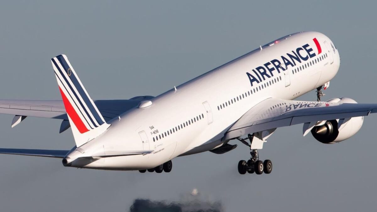 Salvador terá cinco voos diretos para Paris na alta temporada 2026/2027, anuncia Air France