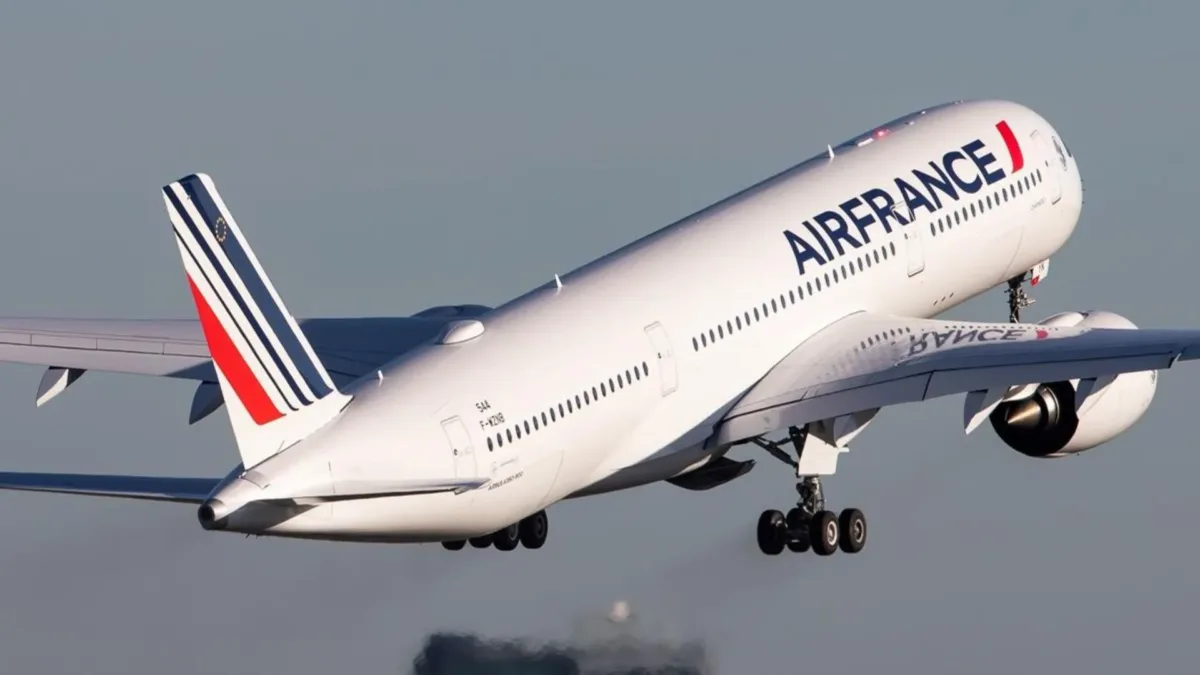 Salvador terá cinco voos diretos para Paris na alta temporada 2026/2027, anuncia Air France