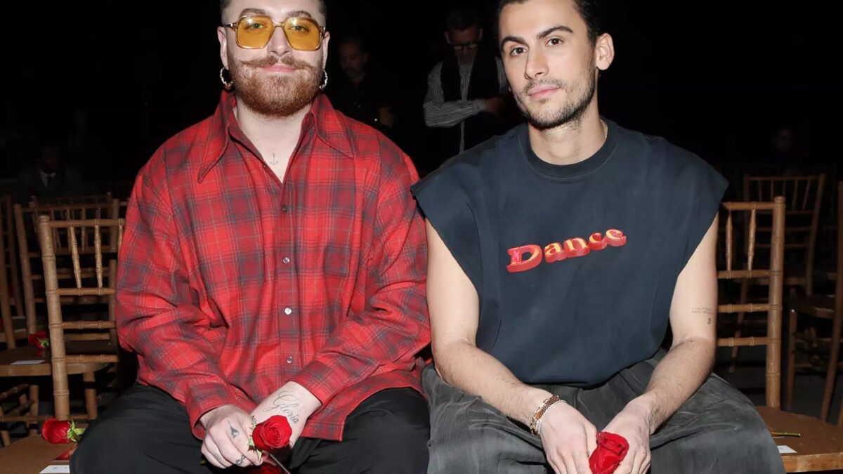 Sam Smith anuncia noivado com estilista Christian Cowan e lança álbum de amor