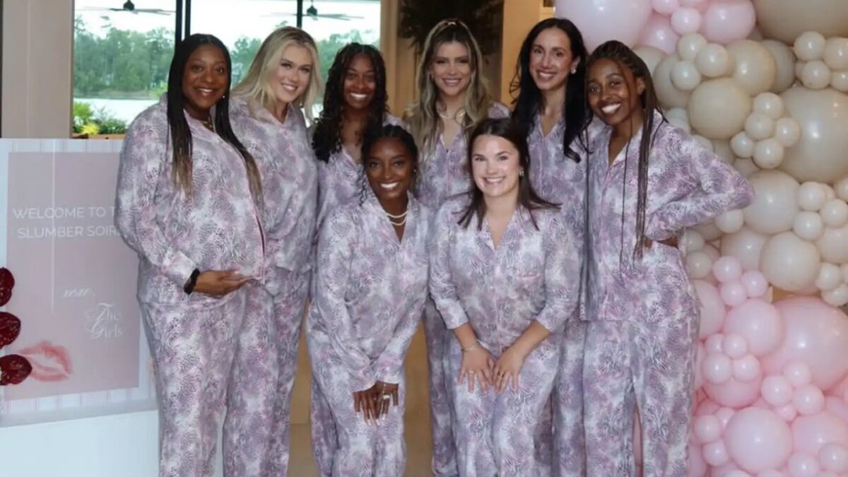 Simone Biles transforma festa do pijama em evento luxuoso com amigas e pilates