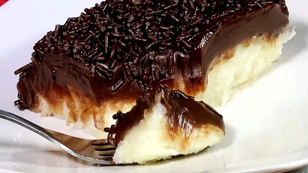 Sobremesa prestígio: aprenda a fazer um doce geladinho de chocolate e coco