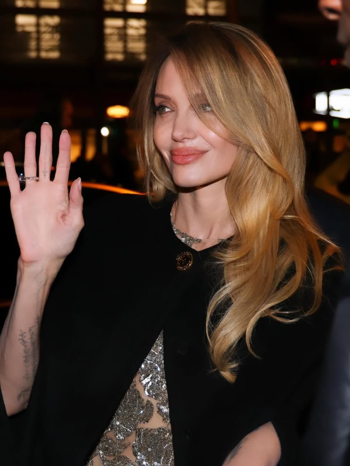 Suede blonde: a tendência de loiro que vai dominar o inverno 2026