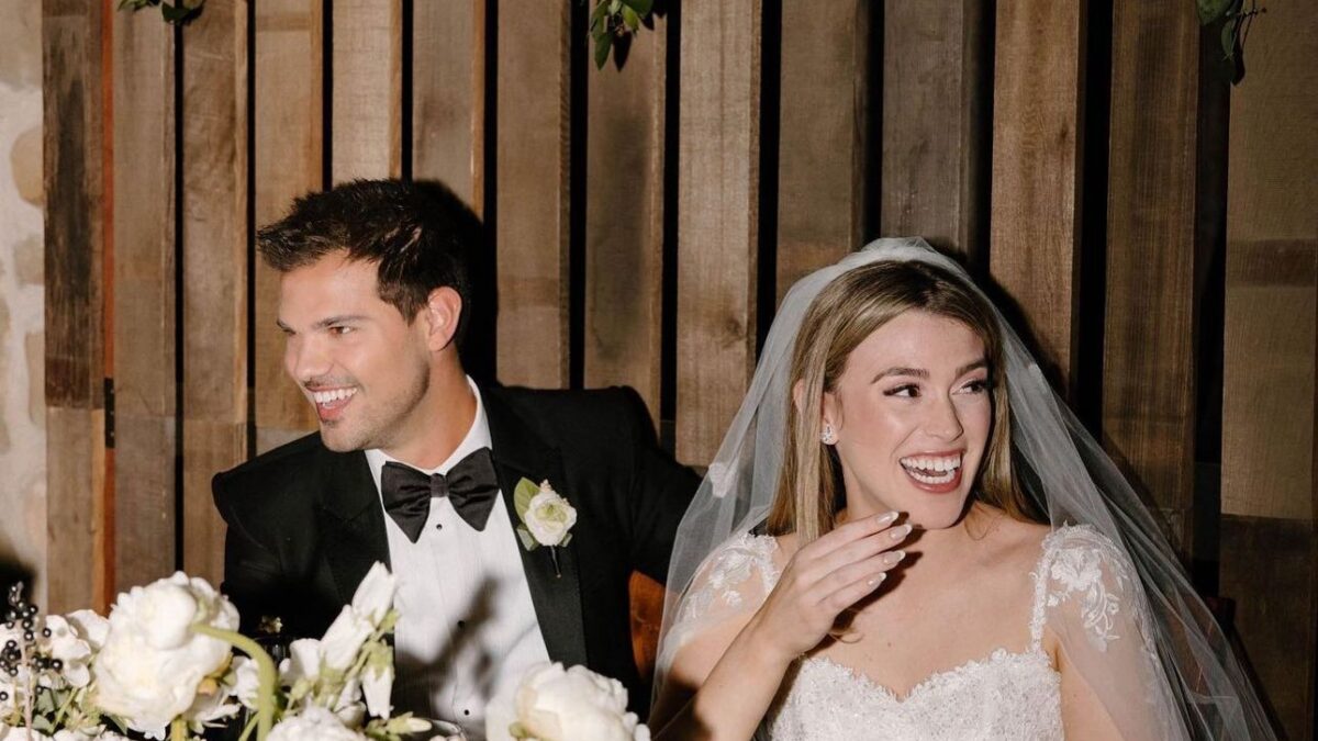 Taylor Lautner celebra mudanças no corpo da esposa durante a gravidez
