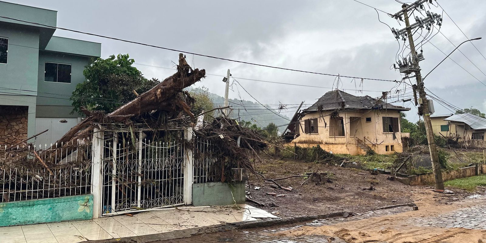 Tempestades severas e risco de inundações afetam o Rio Grande do Sul até quarta-feira