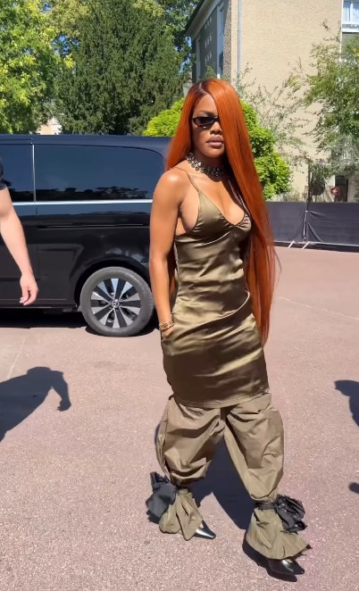 Teyana Taylor brilha em desfile da Balenciaga com sobreposição ousada em Paris