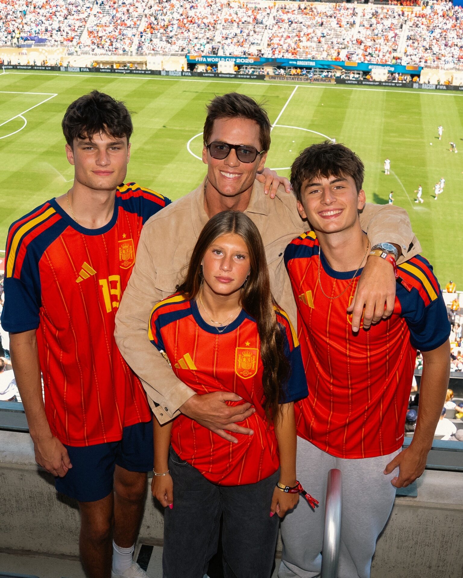 Tom Brady compartilha momentos inesquecíveis da final da Copa do Mundo com os filhos