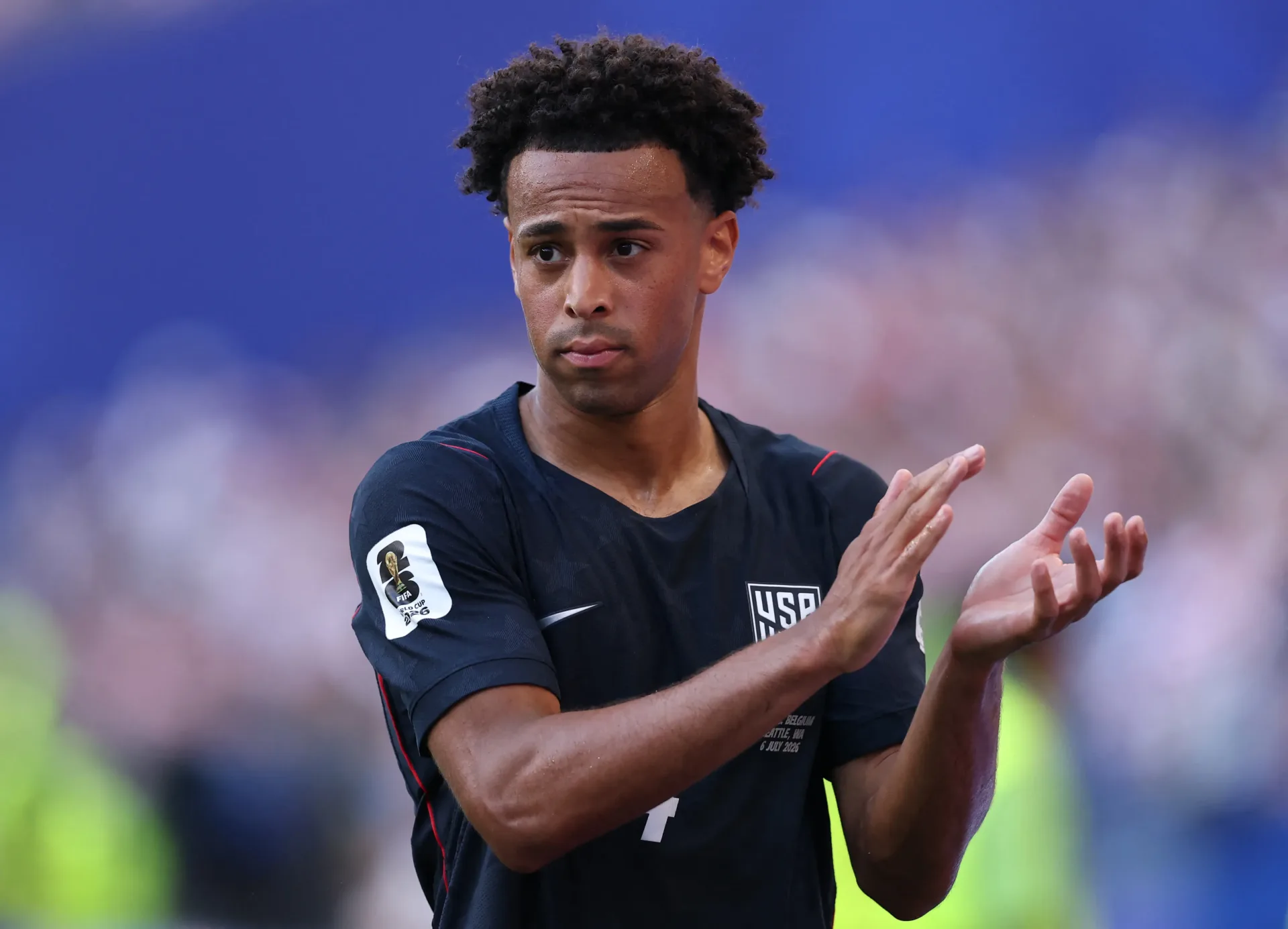 Tyler Adams lamenta eliminação dos EUA na Copa do Mundo: "Futebol pode ser cruel"