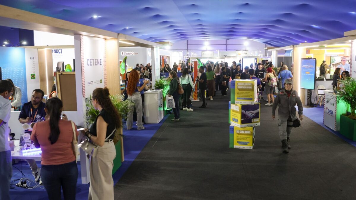 UFF sedia a maior feira científica da América Latina até sábado em Niterói