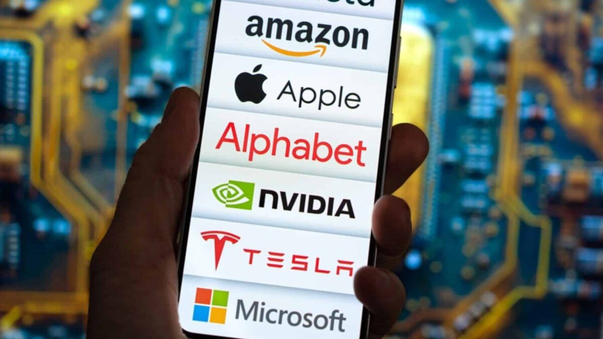 Vale do Silício intensifica disputa sobre inteligência artificial chinesa