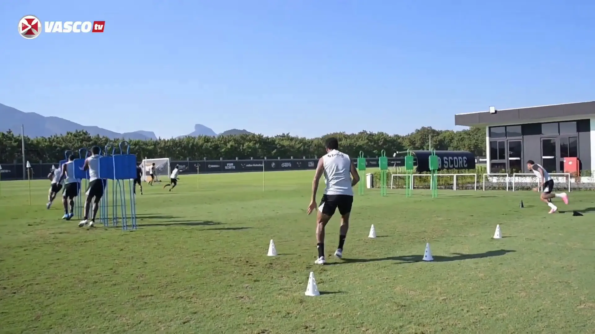 Vasco da Gama intensifica treinos no CT Moacyr Barbosa para retorno do Brasileiro