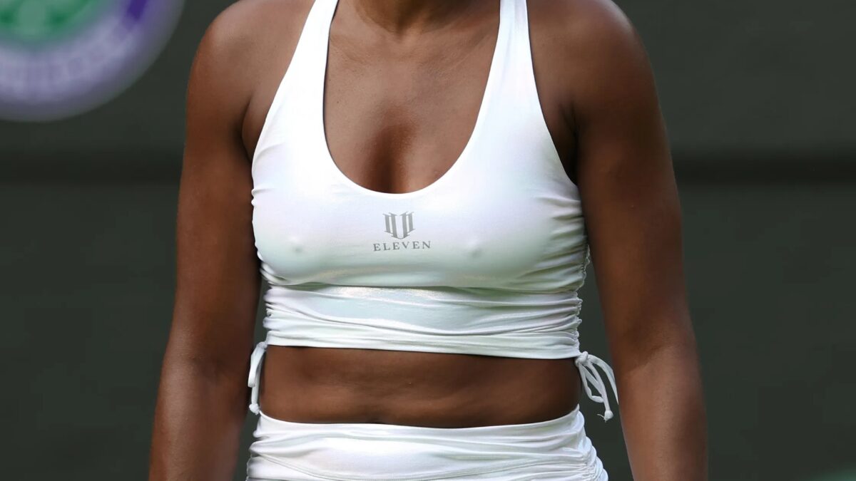 Venus Williams e Serena retornam a Wimbledon após uma década e celebram história juntas