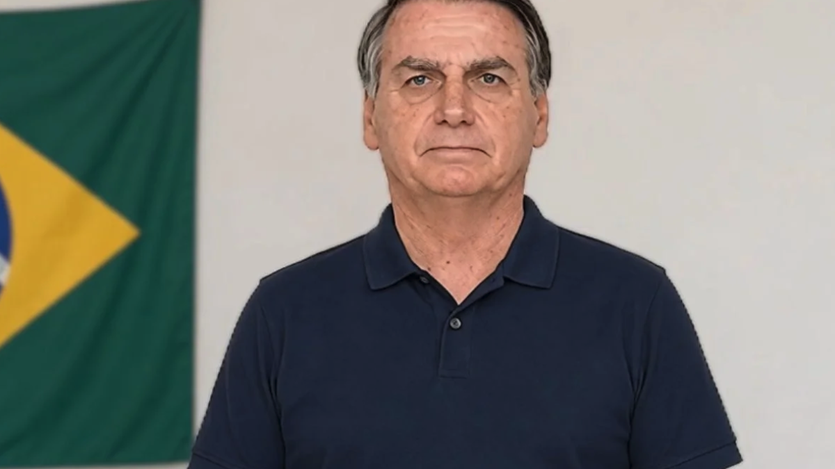 Vídeo gerado por IA de Jair Bolsonaro é exibido na convenção do PL em SP