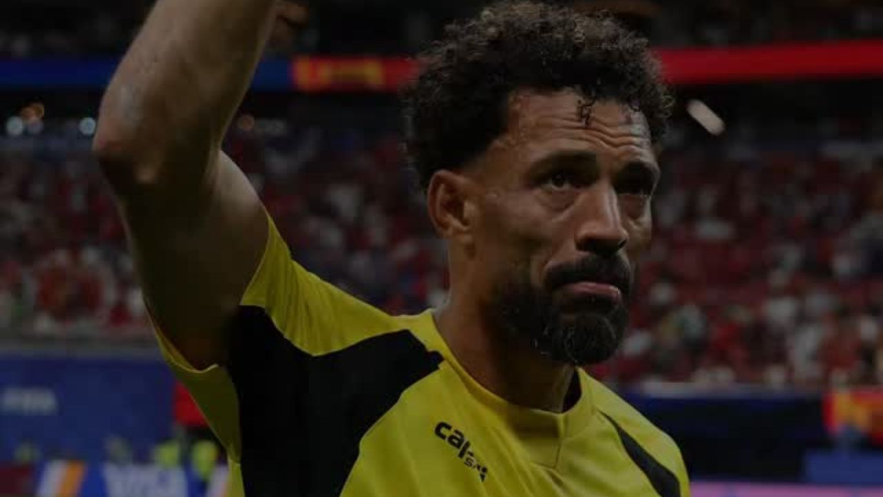 Vozinha, destaque da Copa do Mundo, é contratado pelo Colo-Colo do Chile