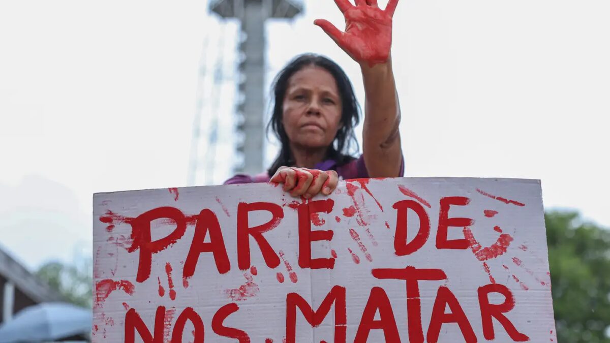 Agressões domésticas contra mulheres aumentam 28,9% em dias de futebol, aponta estudo.