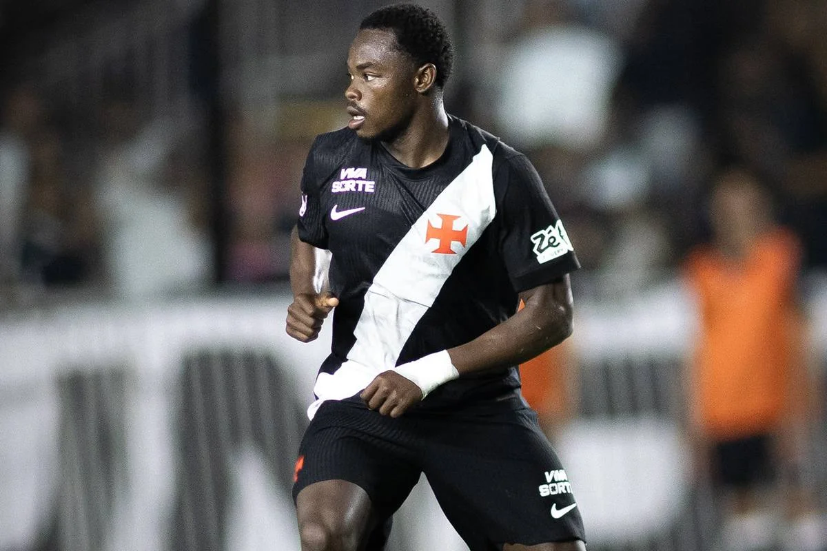 Andrés Gómez é vetado e desfalca Vasco no duelo contra o Bahia neste domingo