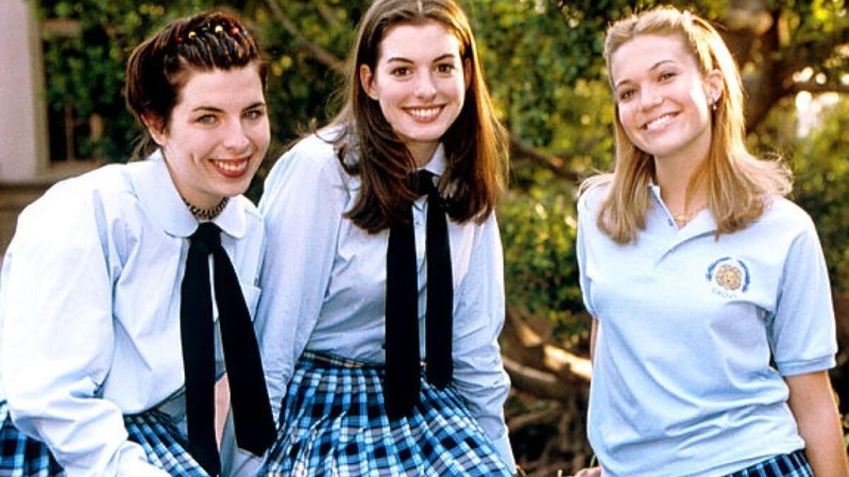 Anne Hathaway celebra 25 anos de O Diário da Princesa e homenageia Garry Marshall