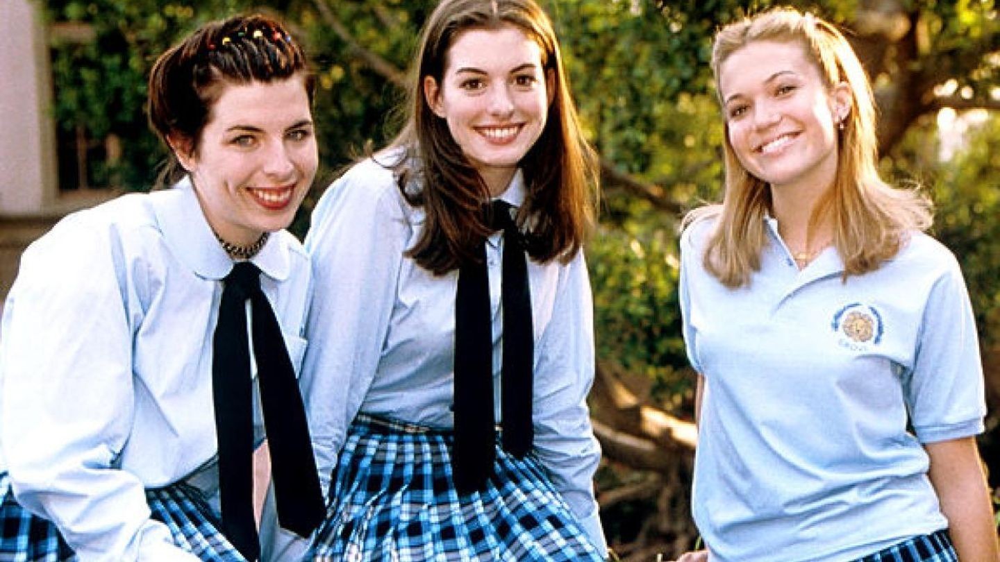 Anne Hathaway celebra 25 anos de O Diário da Princesa e homenageia Garry Marshall
