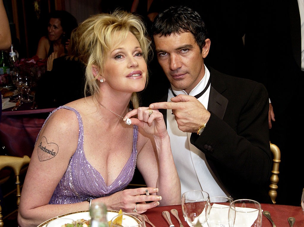 Antonio Banderas fala sobre amizade com Melanie Griffith após 11 anos de divórcio