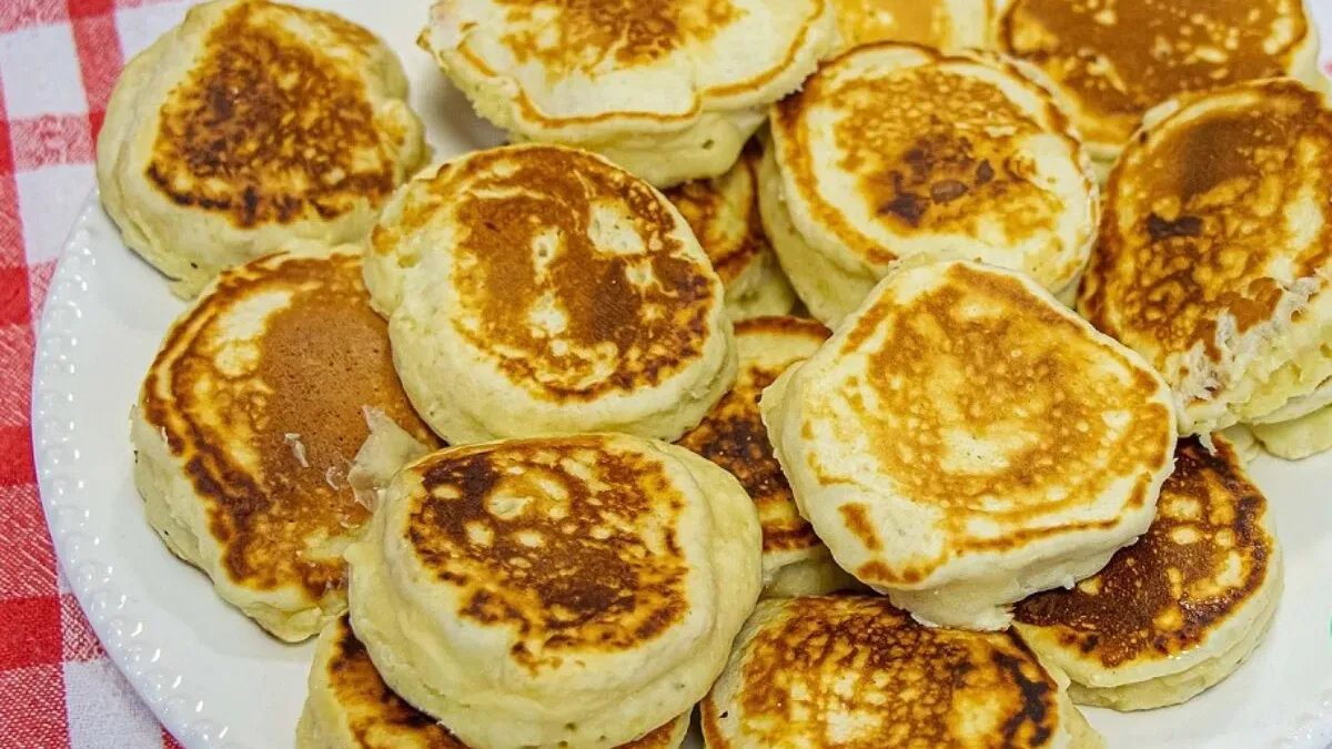 Aprenda a fazer bolinho tareco de frigideira: receita fácil e econômica!
