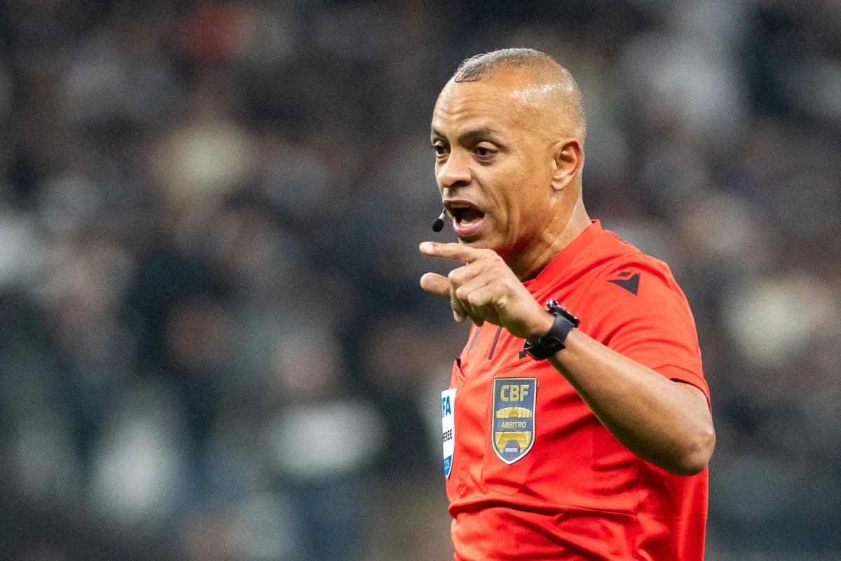 Árbitros Fifa apitam jogos das quartas de final da Série D ZeroUm neste fim de semana