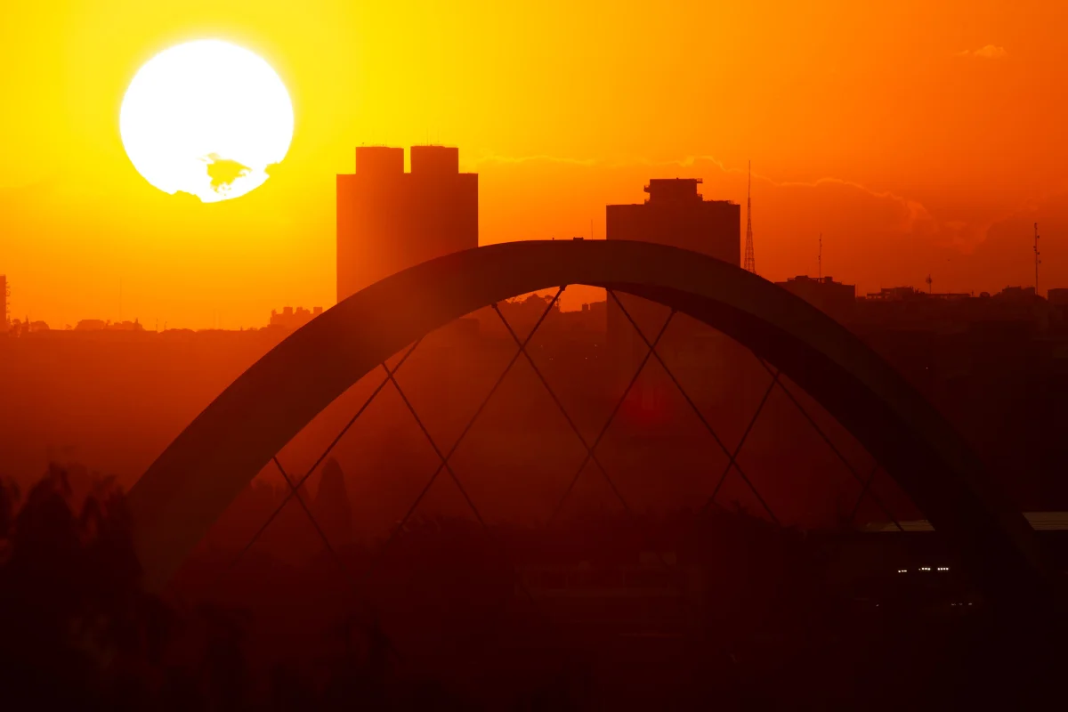 Bolha de calor pode levar temperaturas a 43ºC em várias regiões do Brasil