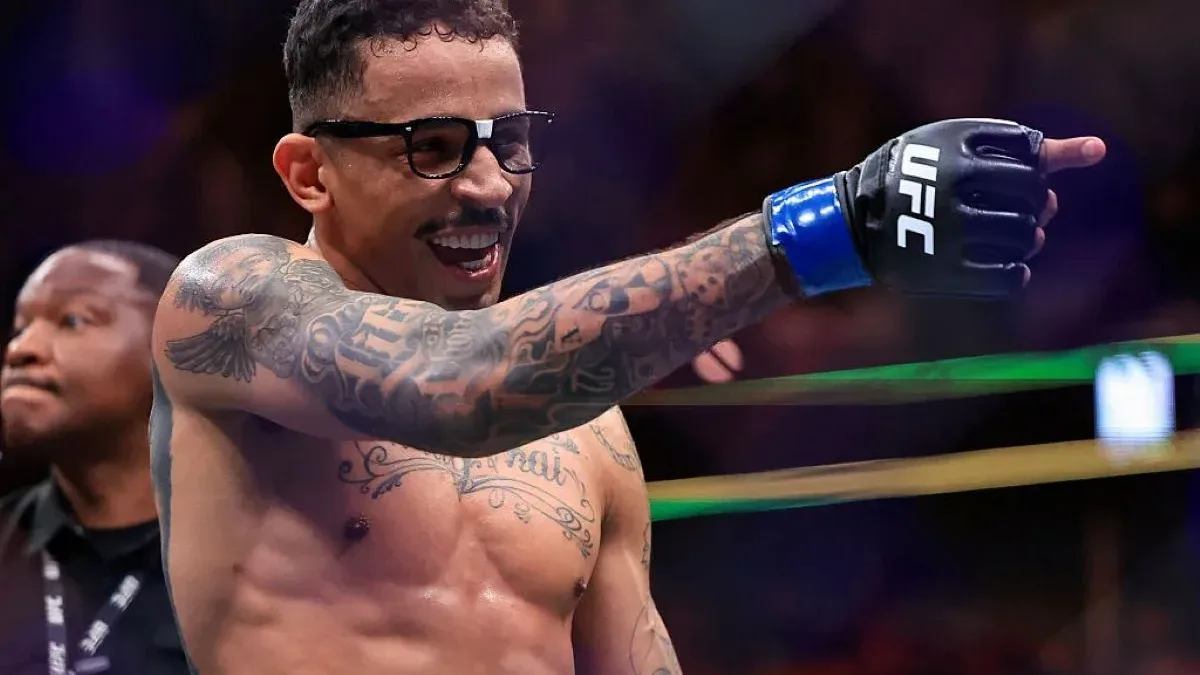Carlos Prates desafia Islam Makhachev e promete nocaute no UFC 330