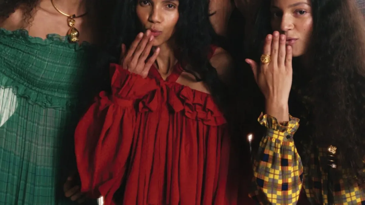 Cinco modelos brasileiras estrelam a capa da Vogue de agosto de 2026