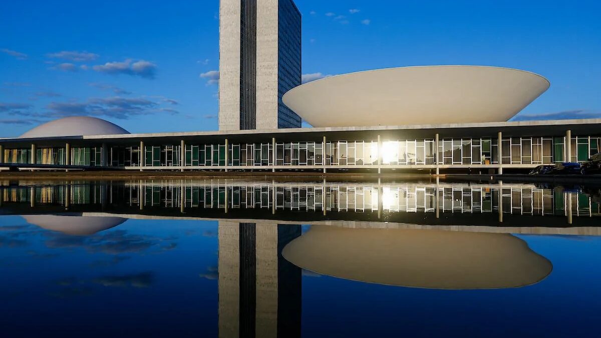 Congresso retoma sessões com pauta amena antes das eleições gerais de 2026