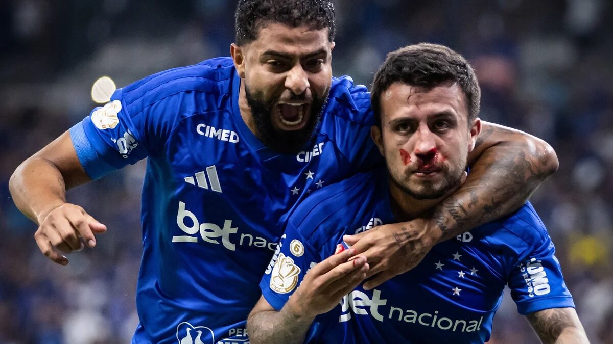 Cruzeiro derrota Chapecoense por 2 a 0 e avança às quartas da Copa do Brasil