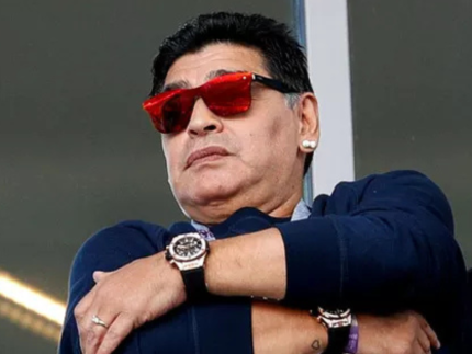Cuidador revela conflitos de Maradona com médico antes da morte em julgamento