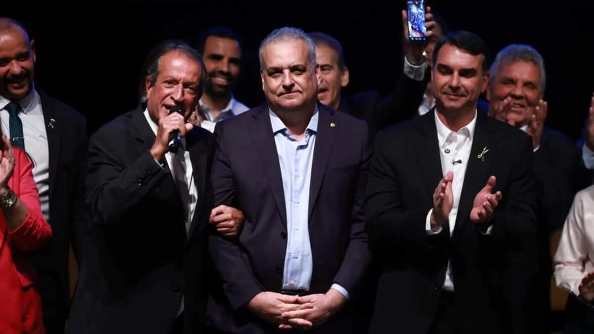 Cúpula do PL mantém Alfredo Gaspar como vice de Flávio Bolsonaro apesar de críticas