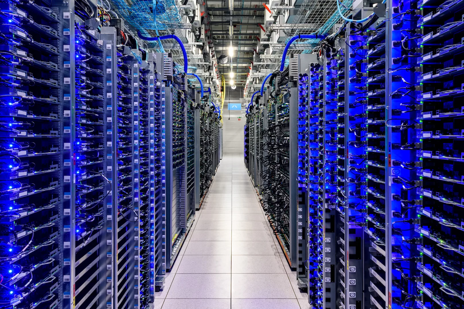 Data Center World Brasil 2026 discute expansão da infraestrutura digital em SP