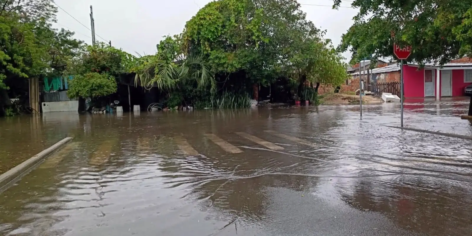 Defesa Civil declara emergência em 19 municípios do Rio Grande do Sul por chuvas intensas
