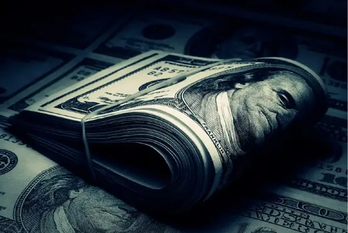 Dólar sobe para R$ 5,22 com tensões no Oriente Médio e petróleo acima de US$ 90