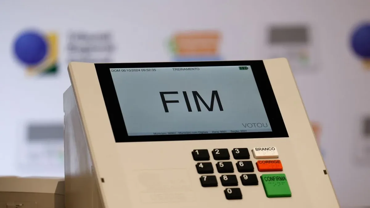 Eleitor tem até quinta-feira (20) para solicitar voto em trânsito nas eleições
