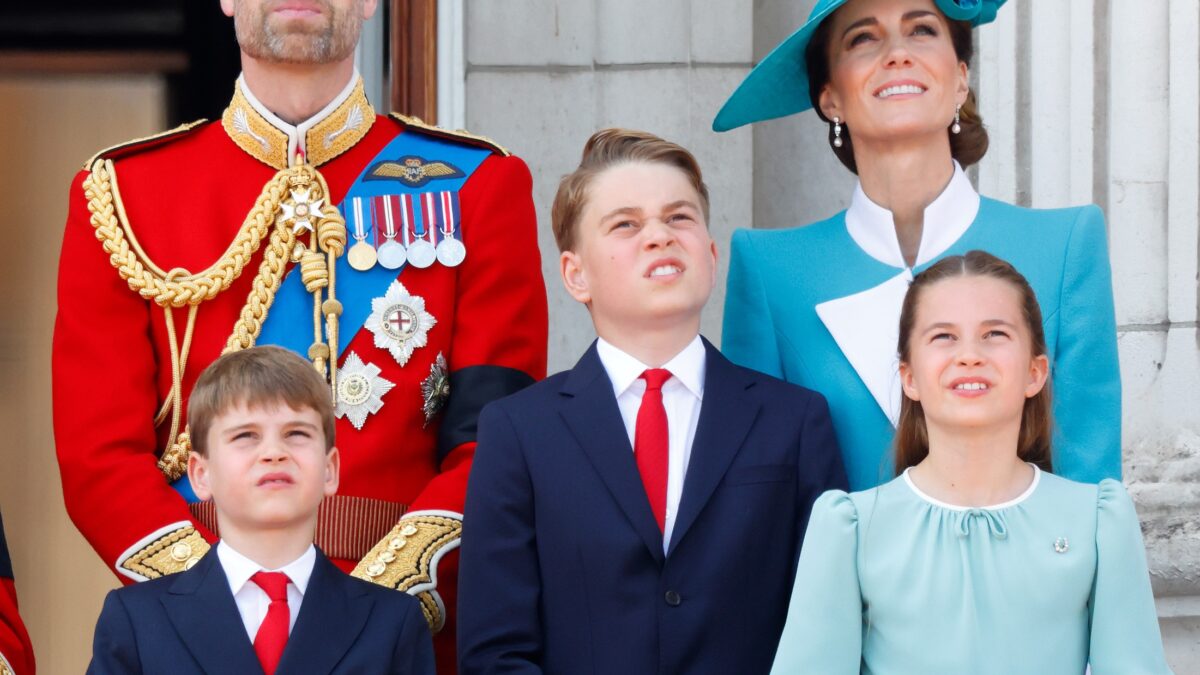 Eton College instala placas de privacidade antes da chegada do príncipe George