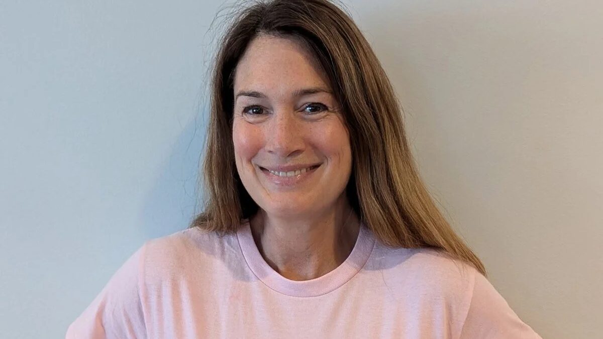Gillian Flynn é eleita a melhor autora de thrillers do século 21 pelo NYT