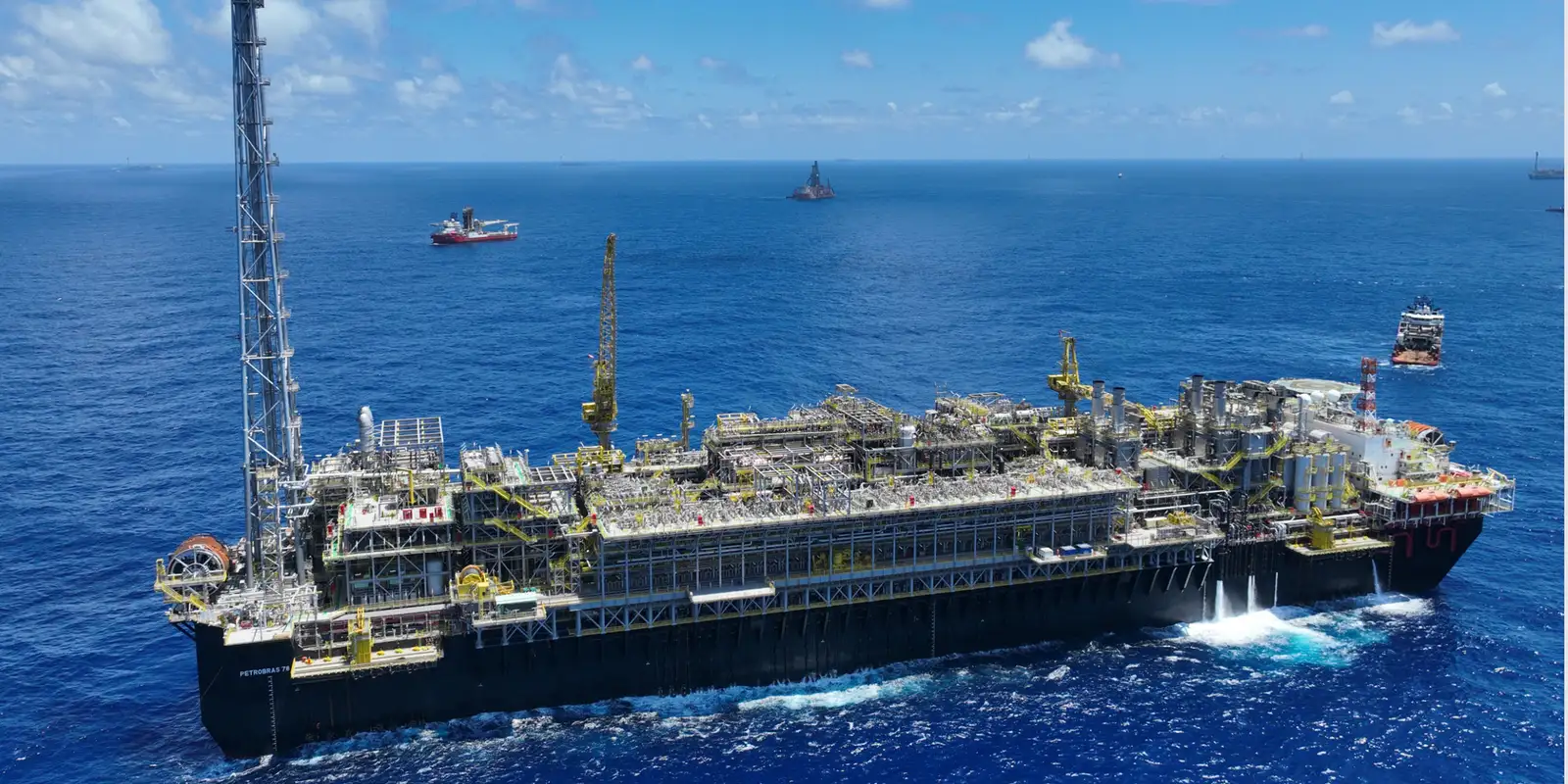 Justiça Federal suspende imposto de 12% sobre exportação de petróleo e minerais