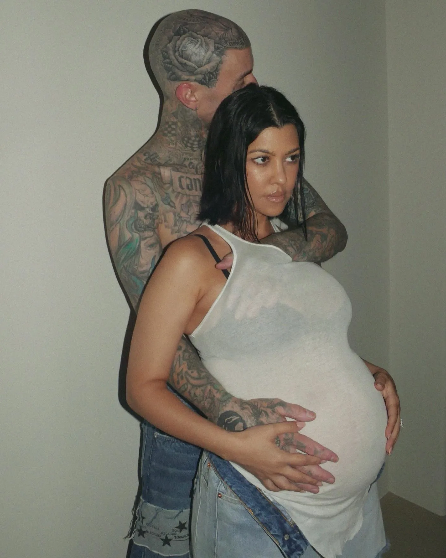 Kourtney Kardashian relata momento aterrorizante durante gravidez de Rocky Thirteen