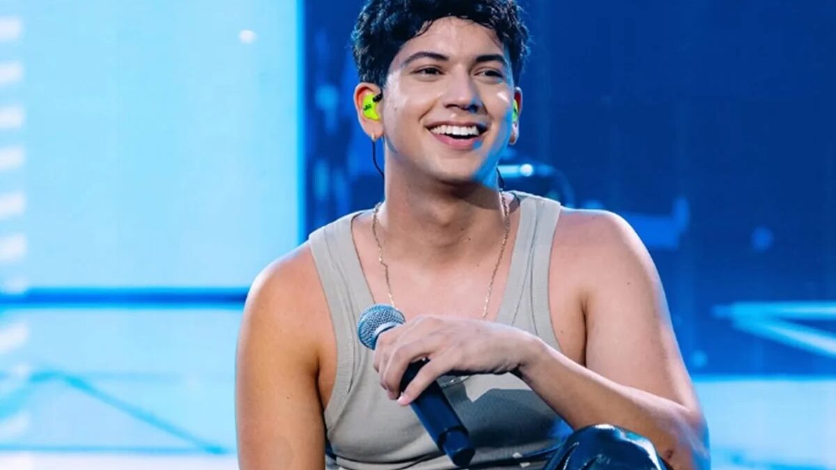 Léo Foguete se prepara para o Dança dos Famosos e promete desafio inédito no palco