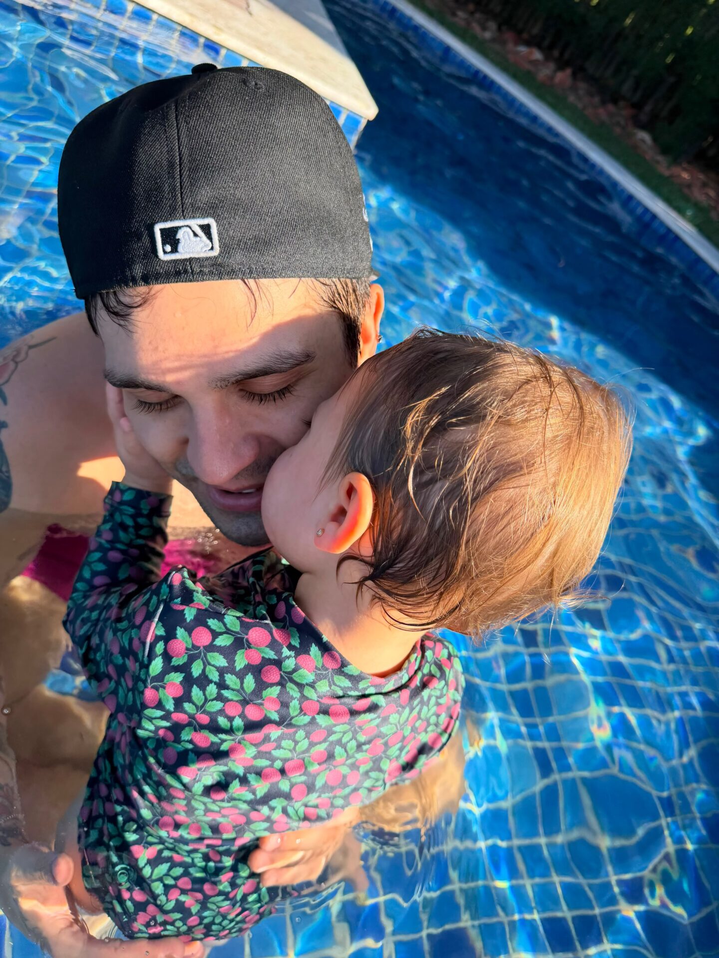Luan Santana celebra o Dia dos Pais com declaração emocionante para filha Serena