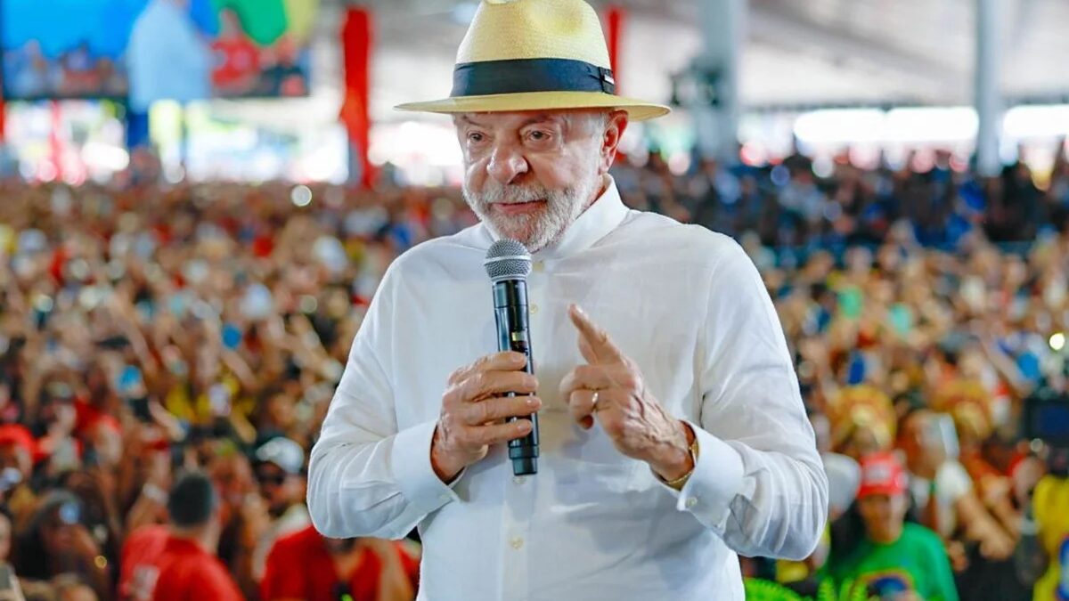Lula lança jingle e convoca apoiadores a programar despertadores para 5h13