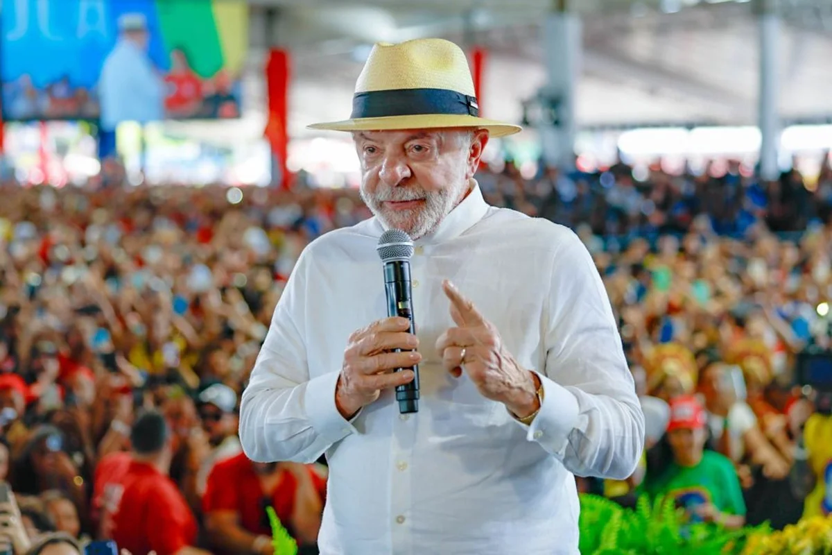 Lula lança jingle e convoca apoiadores a programar despertadores para 5h13