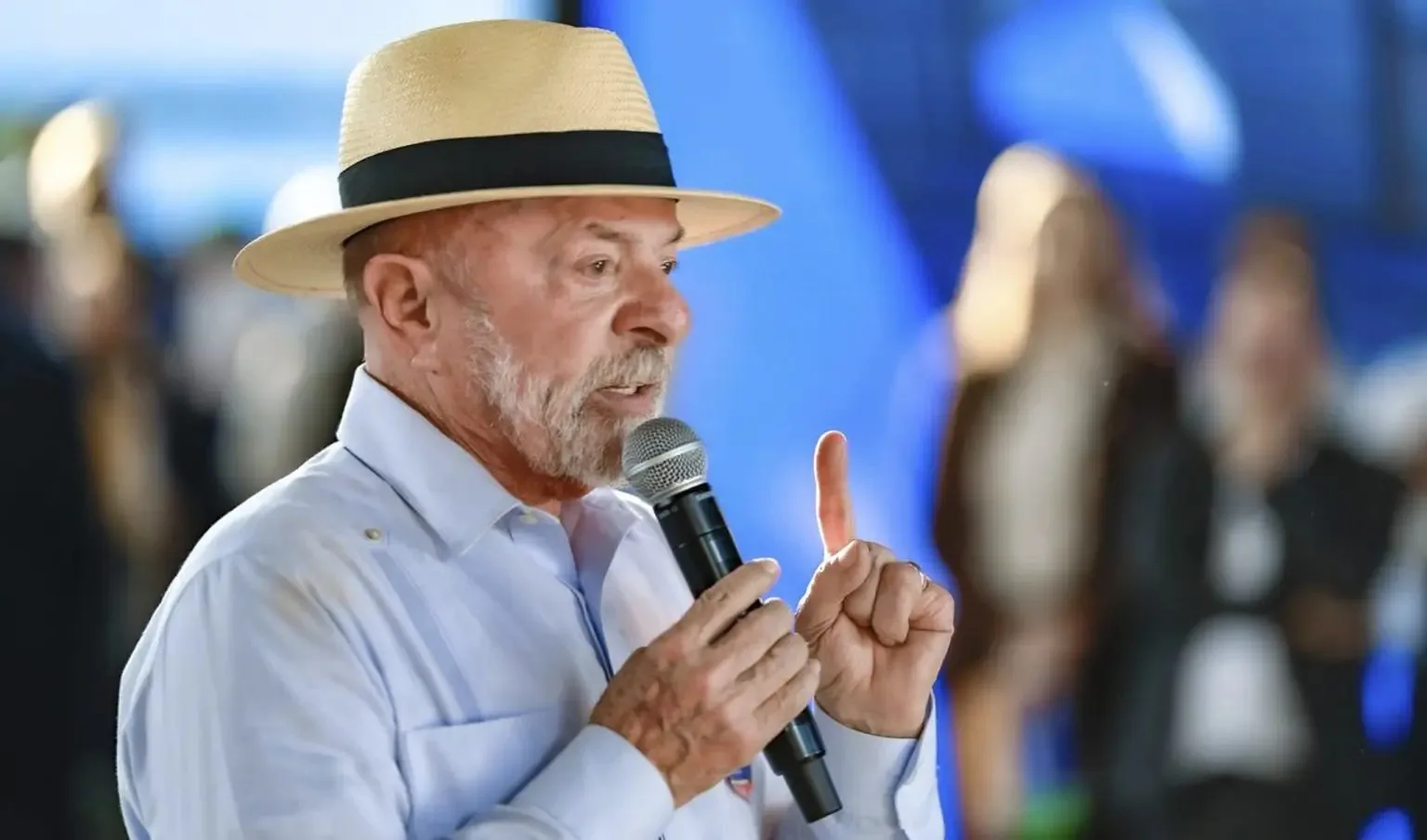 Lula recusa convite da GloboNews e jornalista aponta motivo em PowerPoint sobre Vorcaro