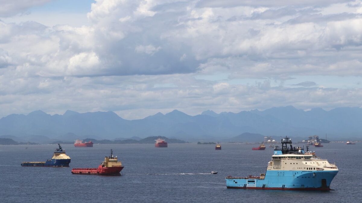 MPF denuncia empresas por despejo de resíduos perigosos na Baía de Guanabara
