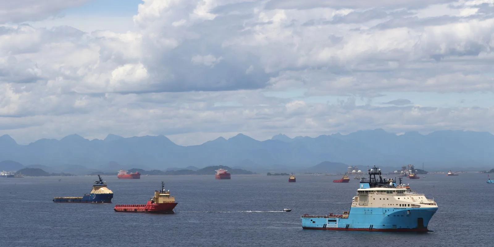 MPF denuncia empresas por despejo de resíduos perigosos na Baía de Guanabara