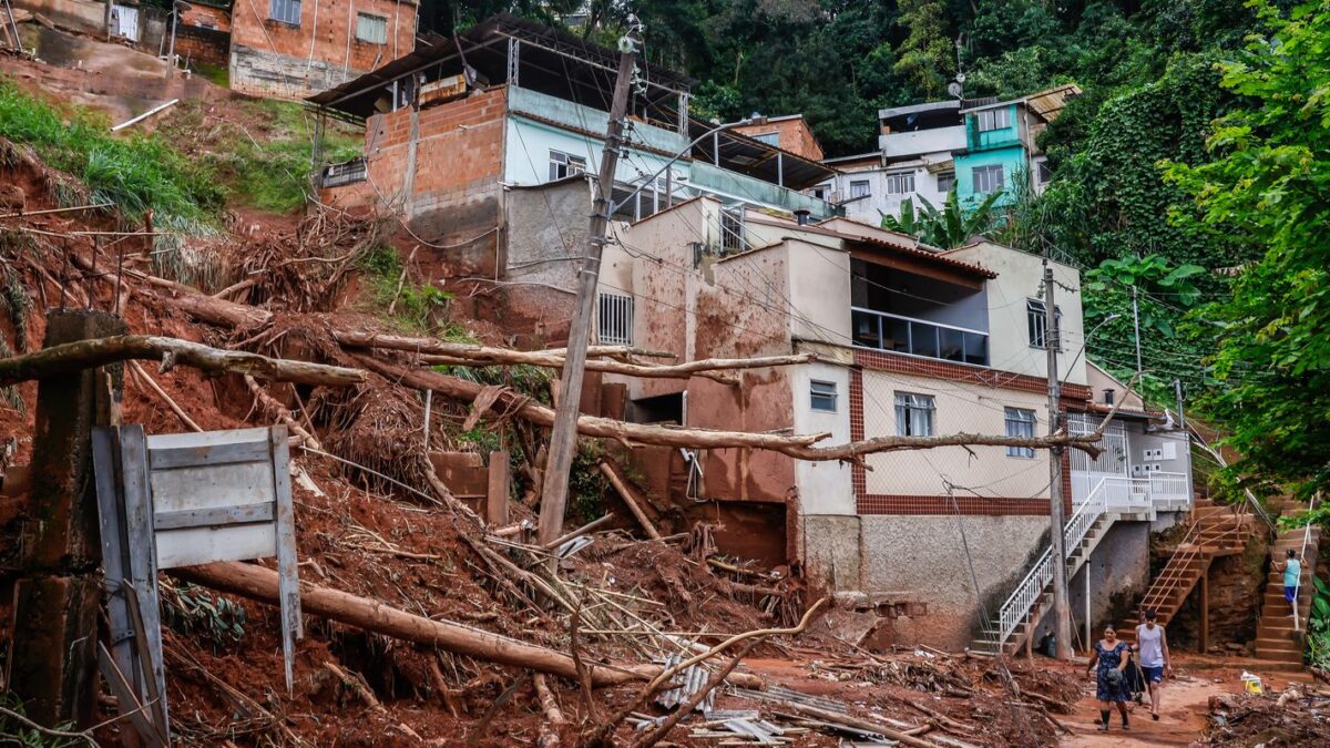 Manual atualizado classifica riscos de desastres em áreas urbanas no Brasil